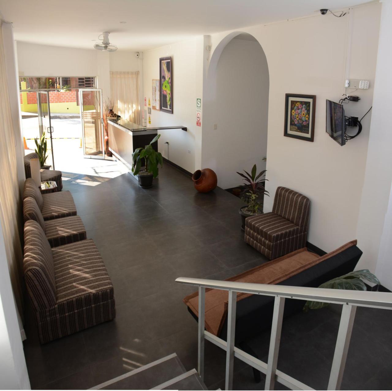 Hostal Casa Blanca Tarapoto Exterior foto